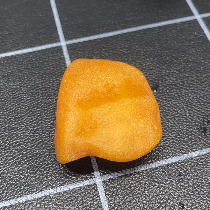 定制蜜蜡未镶嵌裸石