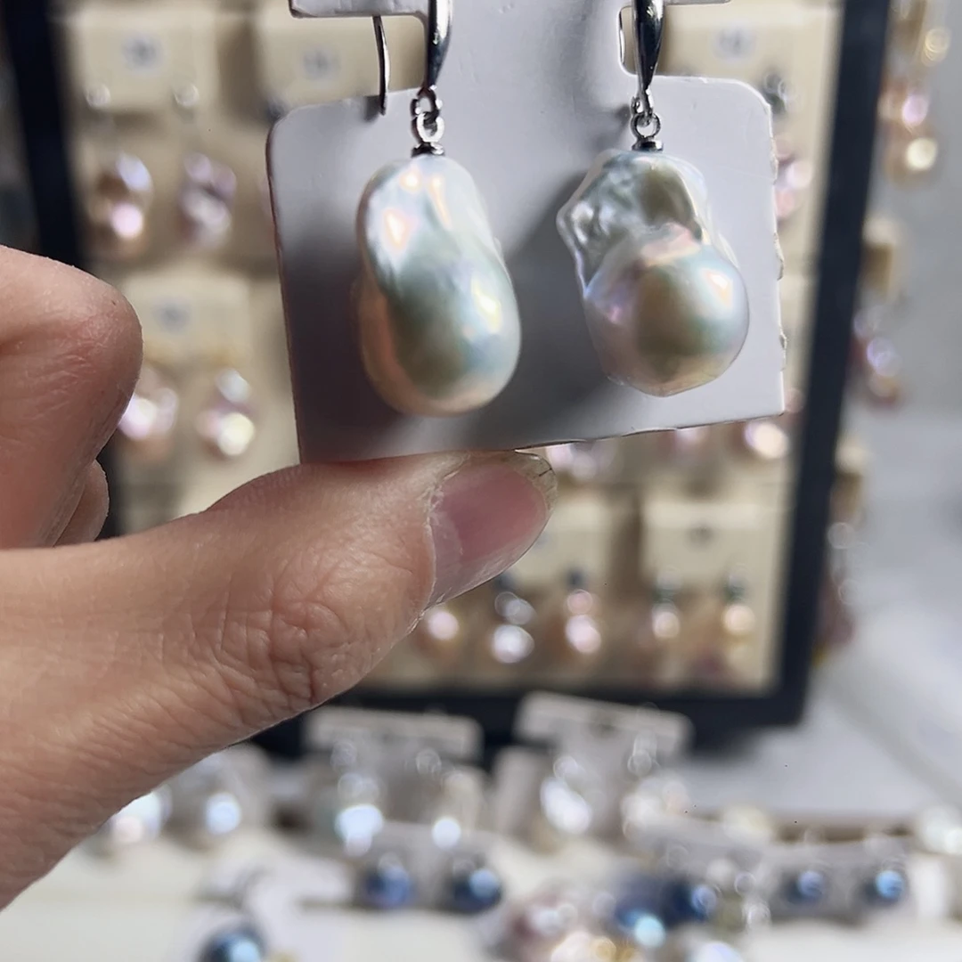 妙***衰淡水珍珠颈饰未镶嵌