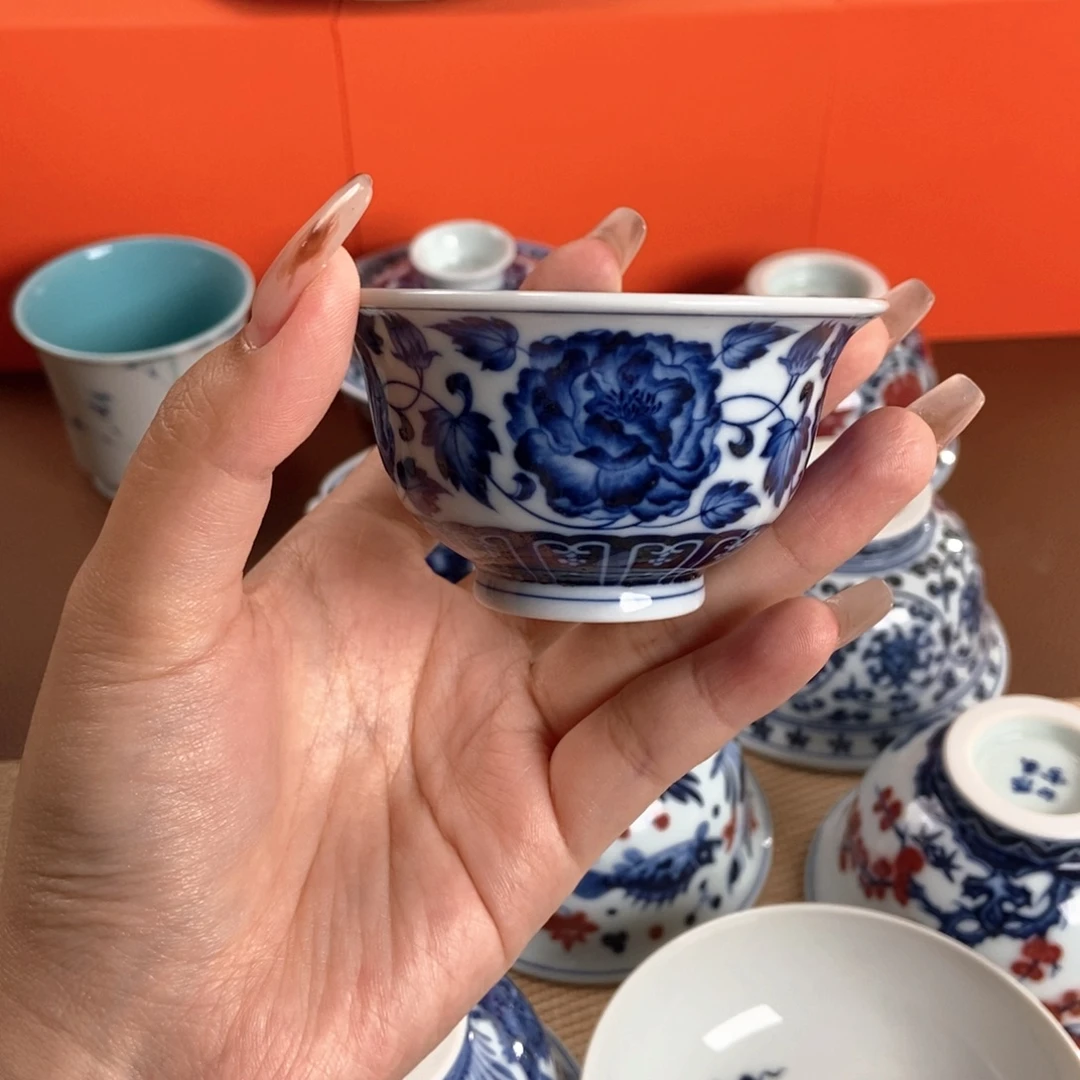 洪印慕名青花缠枝芙蓉小压手