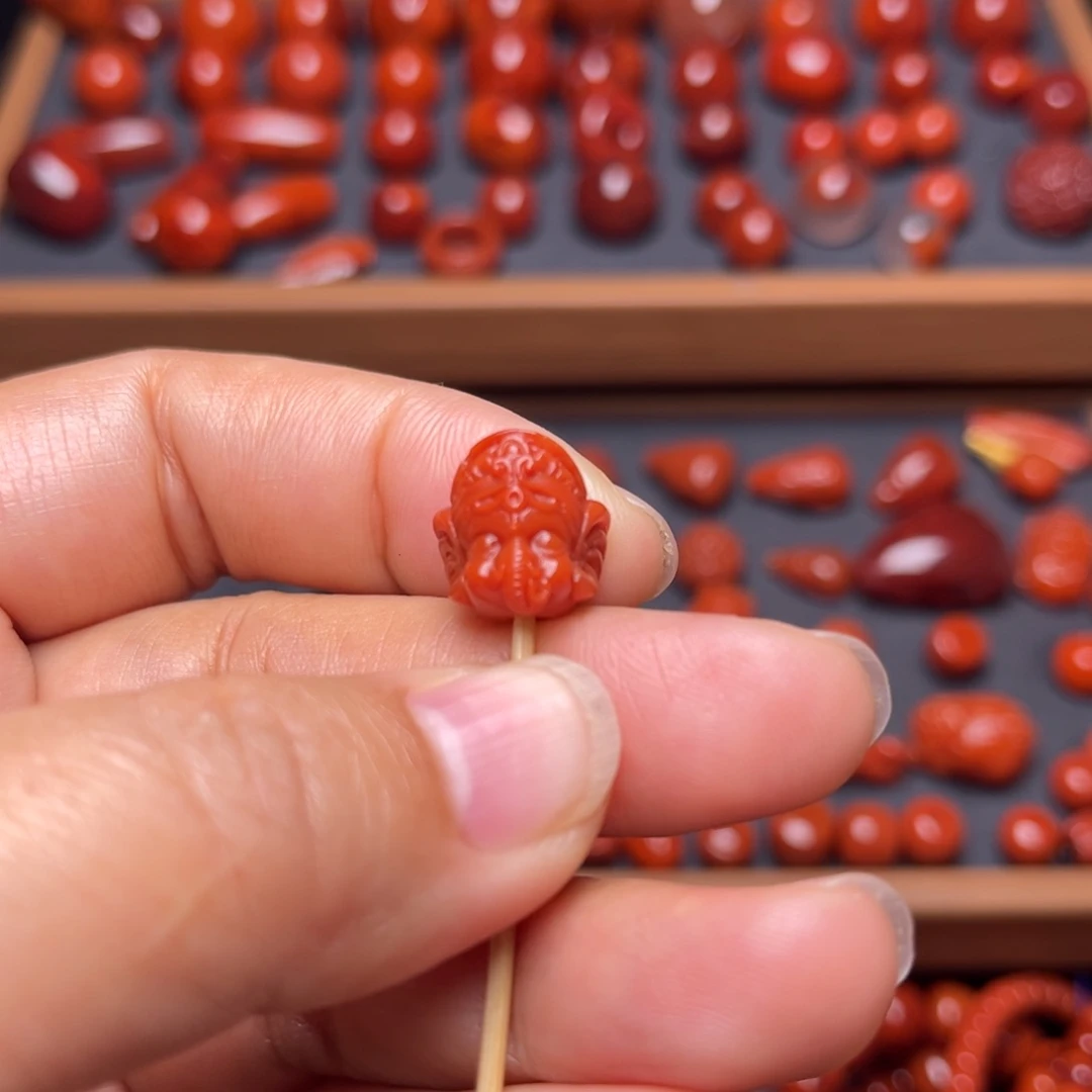 南红玛瑙配饰未镶嵌象神卡12mm