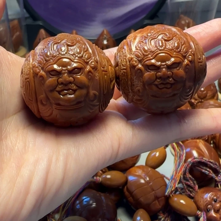橄榄核手串/手链黄财神