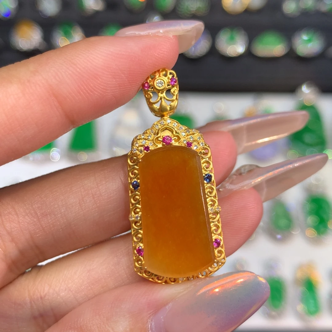 翡翠18K金镶嵌吊坠(不含链)