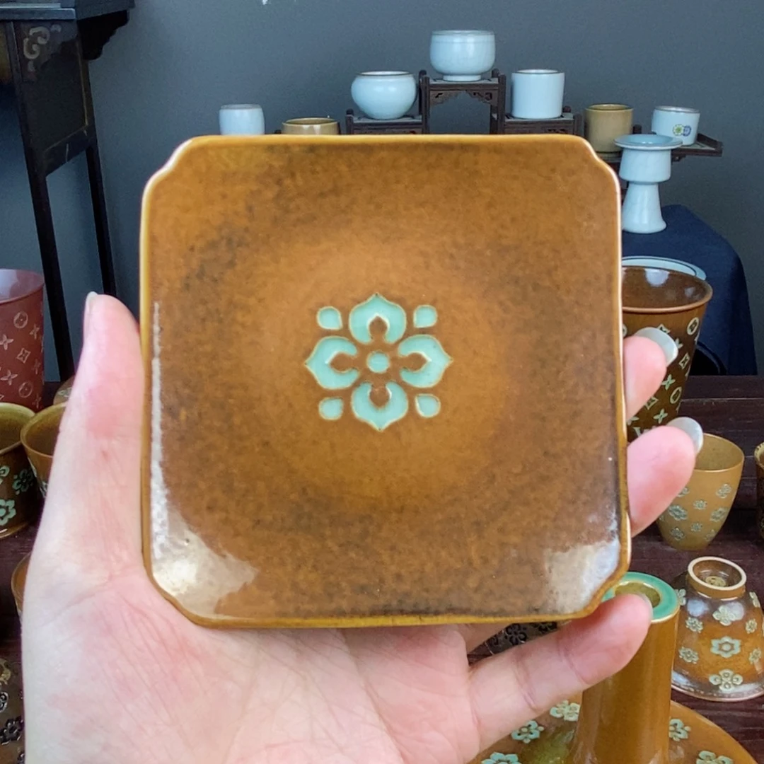 朱砂胎草木灰宝相花纹 杯垫