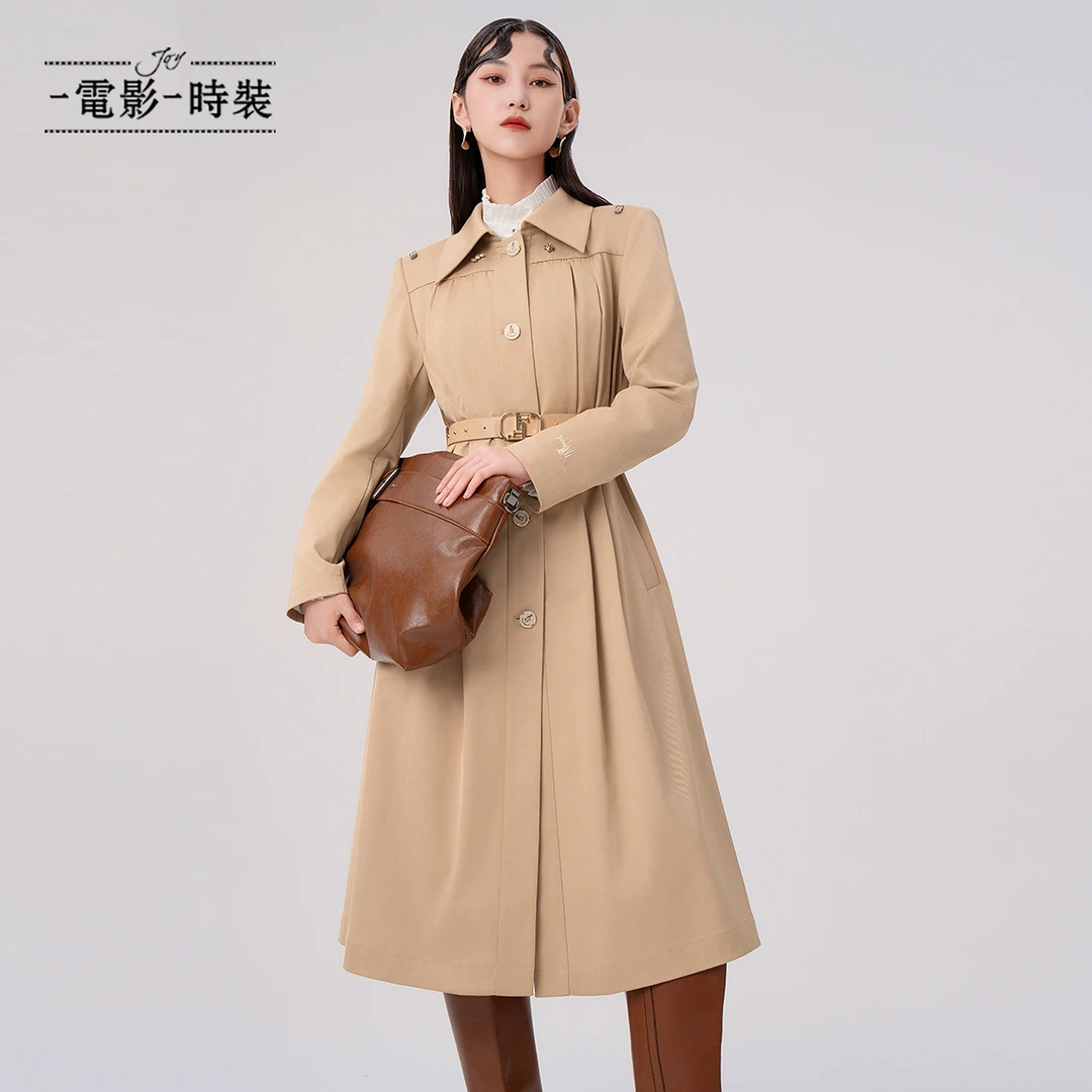 【小朱专享】一电影一时装复古polo领中长款风衣外套FFHG113401