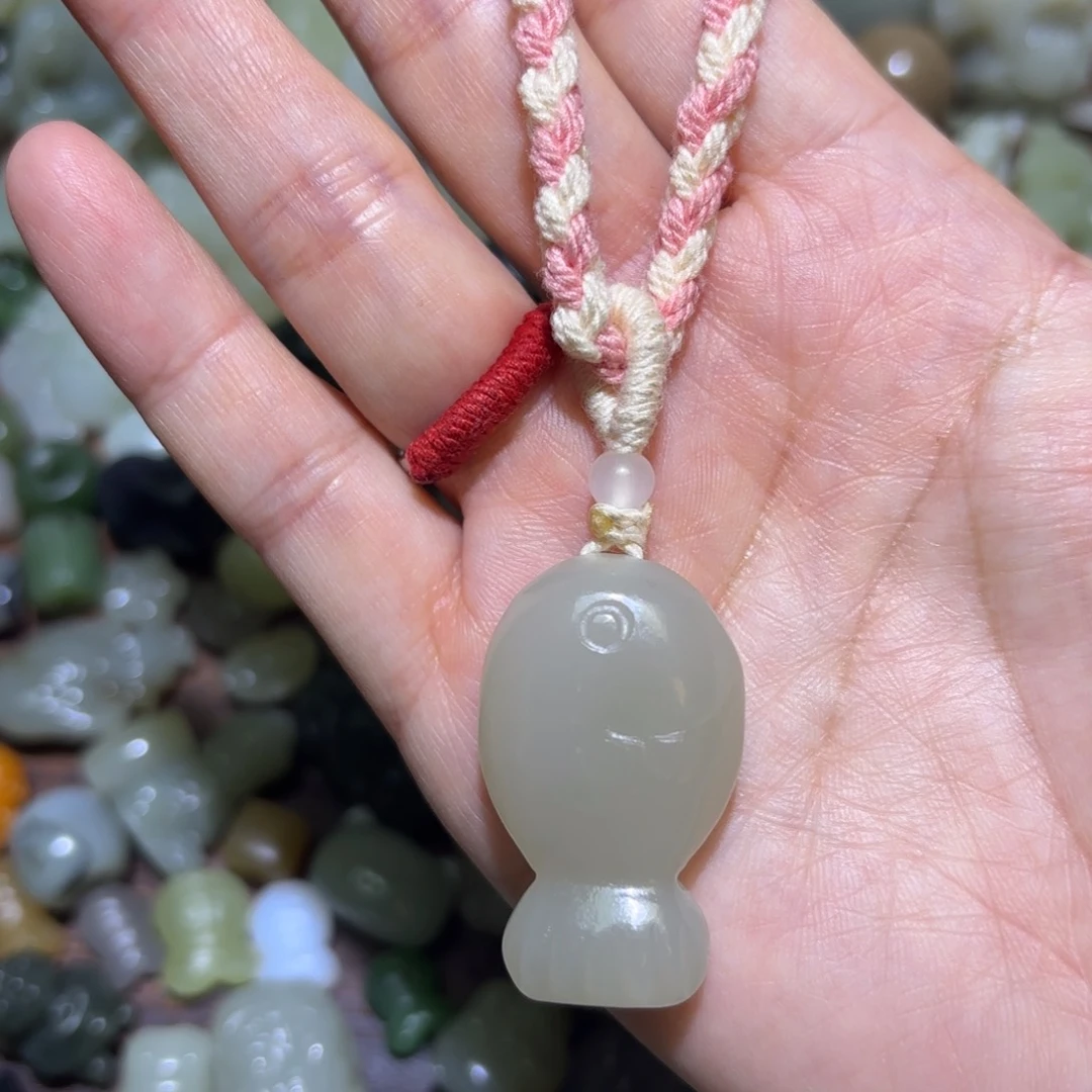 和田玉未镶嵌珠宝半成品