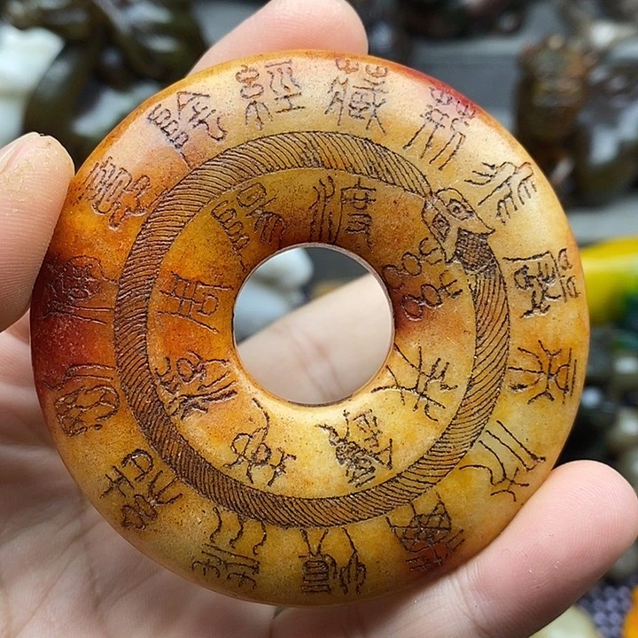 未镶嵌蛇纹石玉颈饰