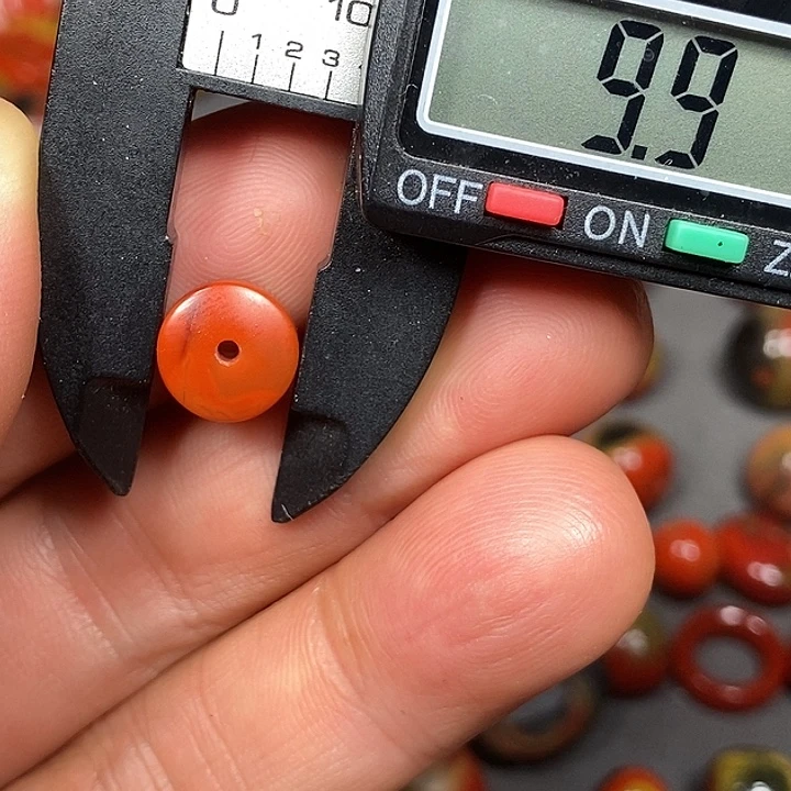 南红玛瑙未镶嵌挂件