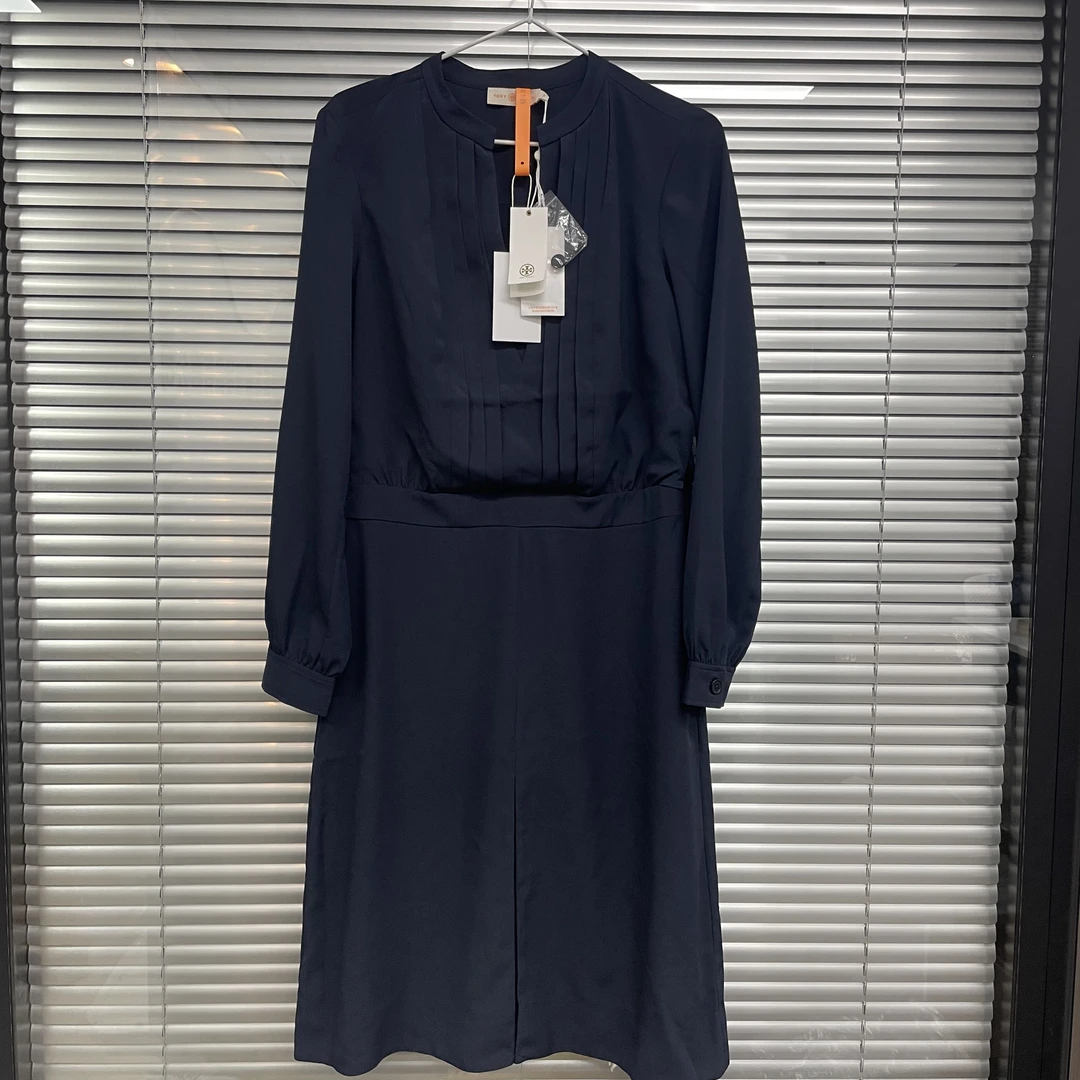 99新 TORY BURCH/汤丽柏琦 V领藏蓝色连衣裙/6码/D01610