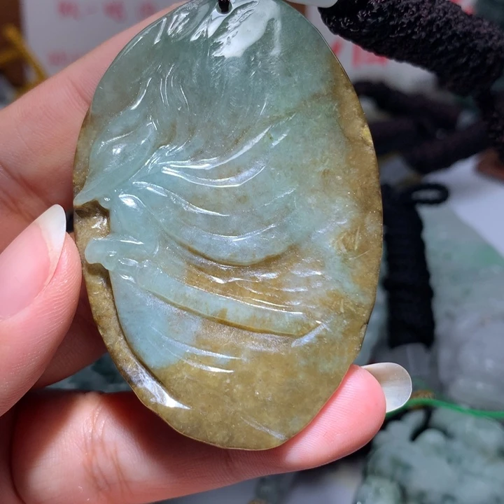 翡翠未镶嵌颈饰保真天然A货翡翠