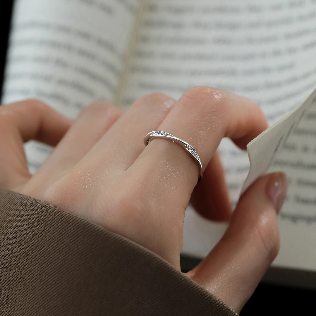 足银戒指 999银莫比乌斯戒指女小众设计个性素圈可调节开口戒ins