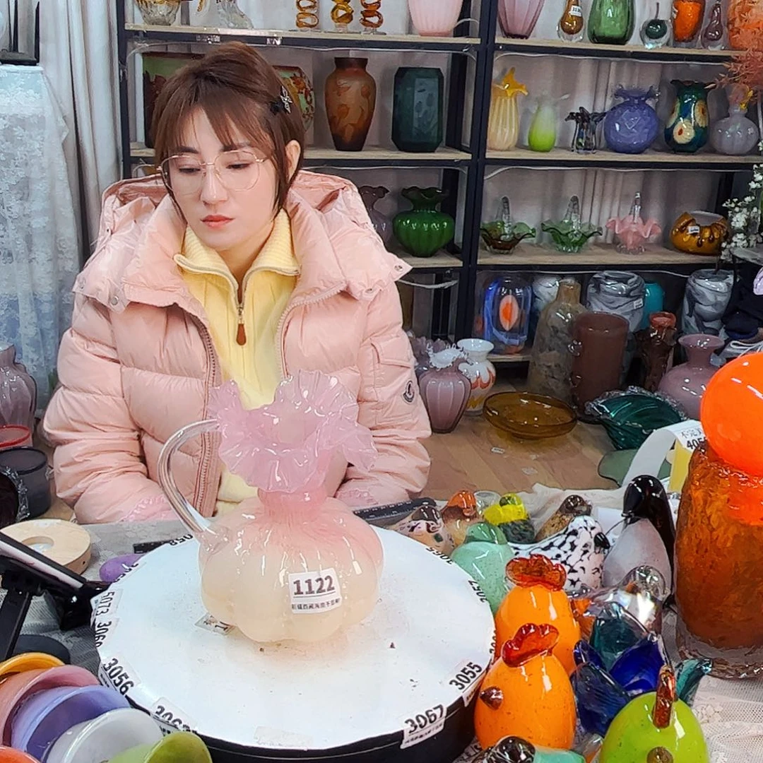 1122 家悦琉璃工艺品不完美