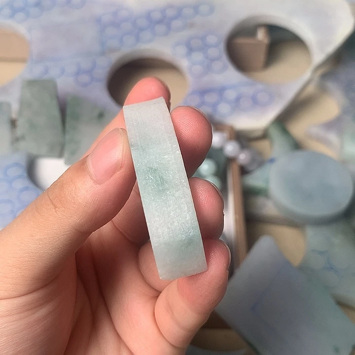 翡翠未镶嵌挂件天然缅甸翡翠A货