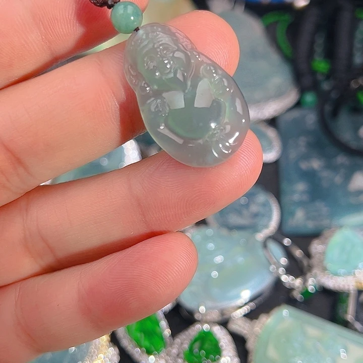 翡翠颈饰未镶嵌4，