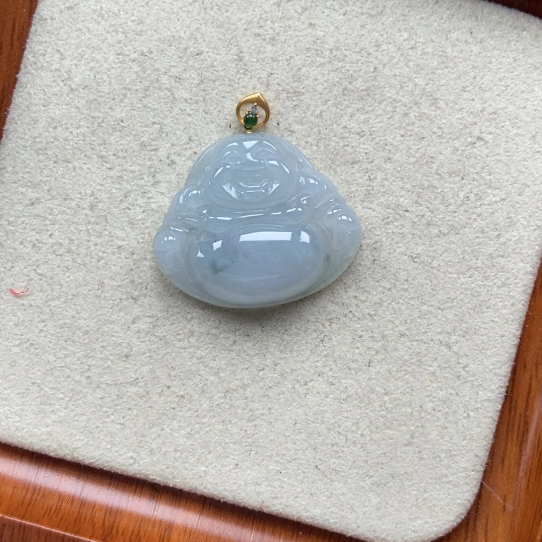 翡翠未镶嵌颈饰佛公