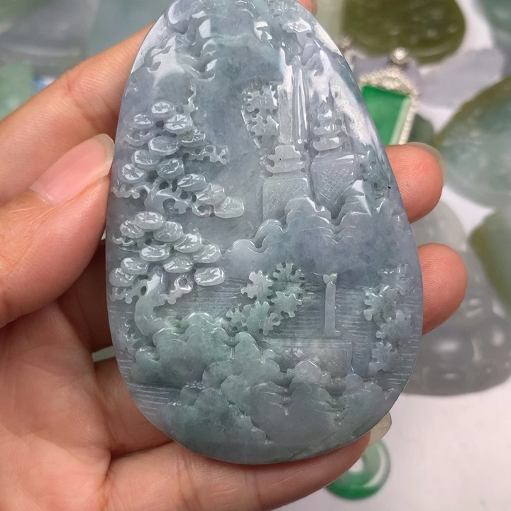 翡翠未镶嵌颈饰翡翠