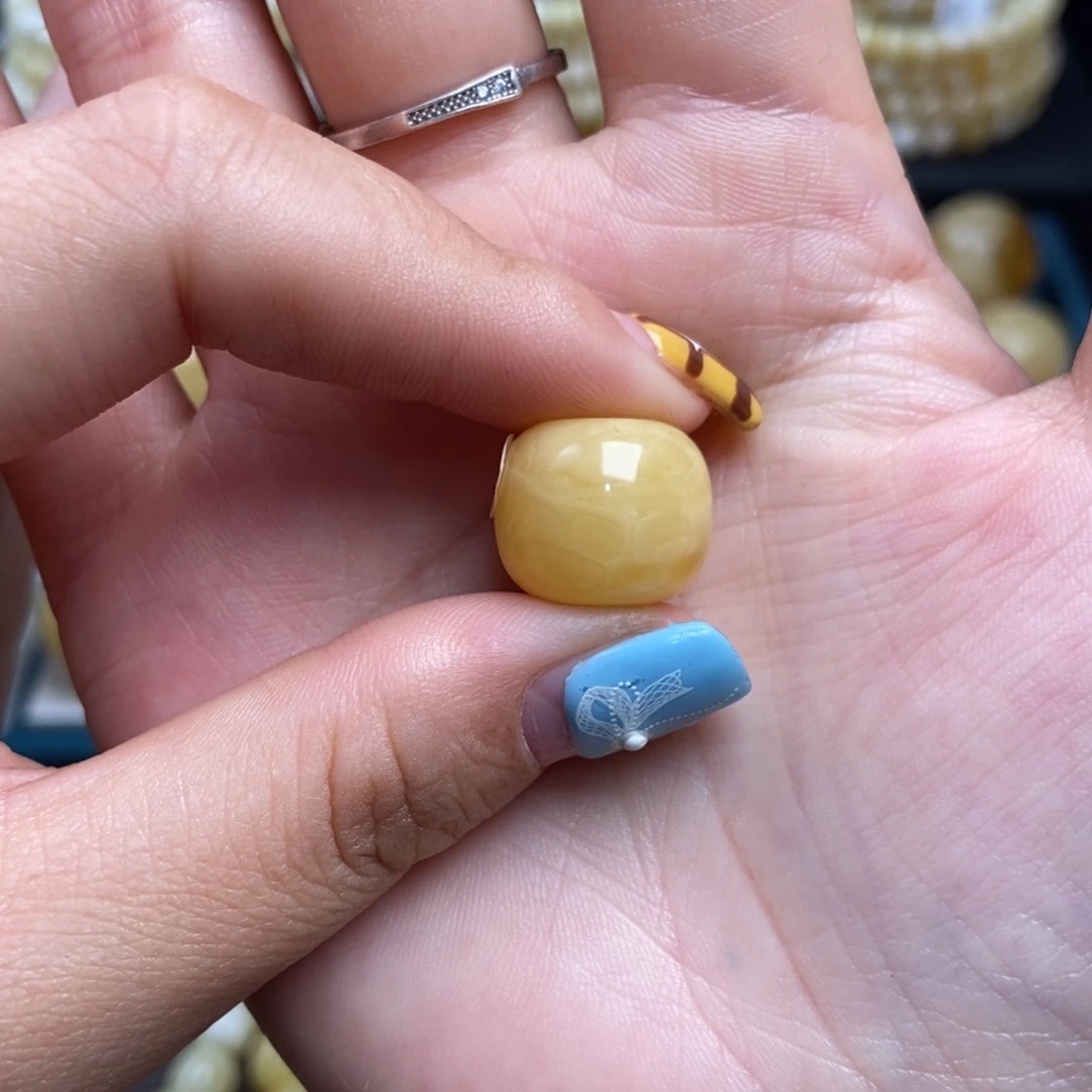 蜜蜡未镶嵌珠宝奇石14.9mm