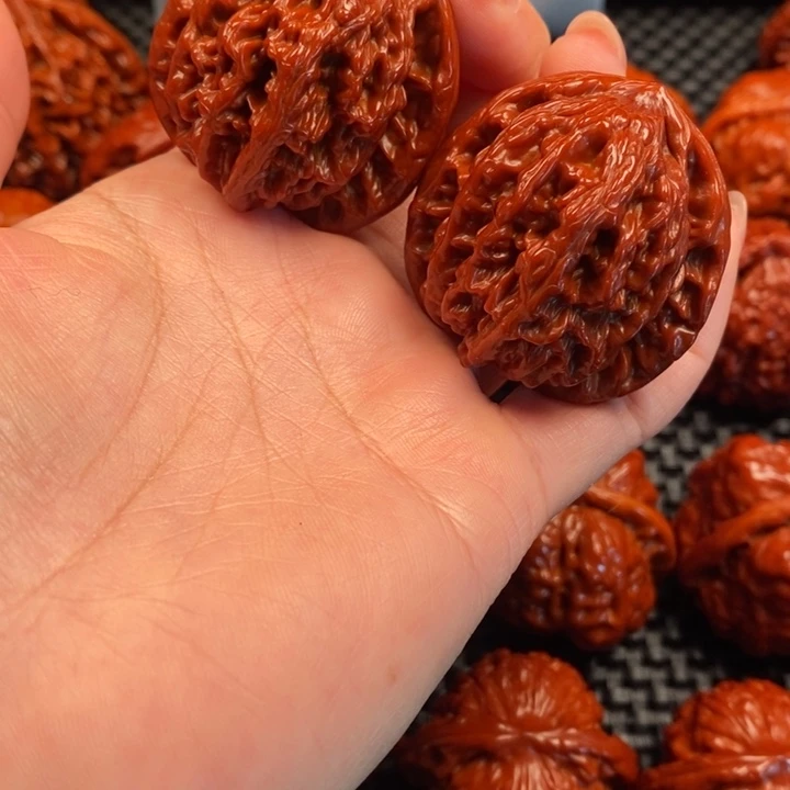 文玩核桃吊坠麦穗虎c16