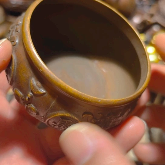 铜铜的     清货诚信经营