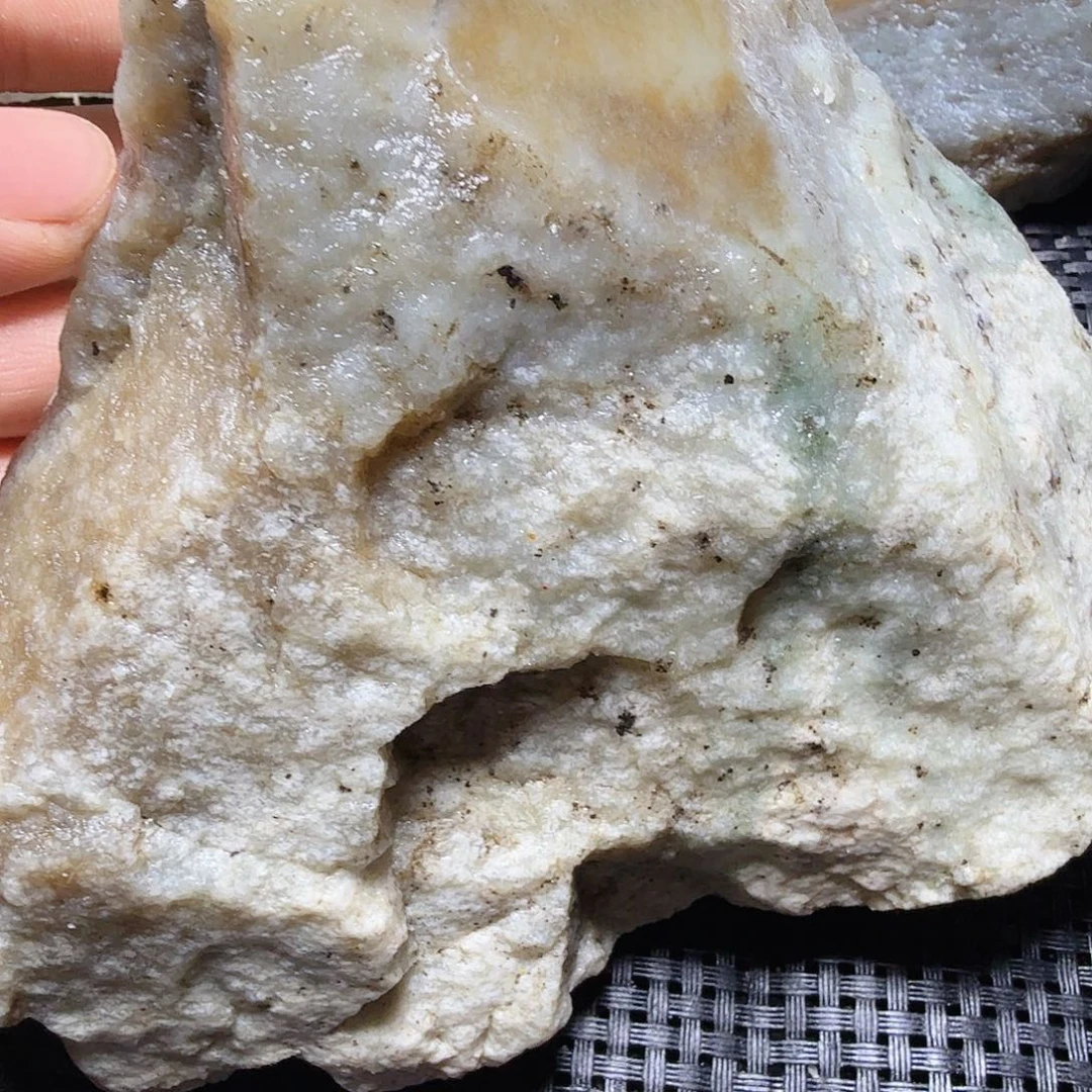 和田玉（糖玉）未镶嵌珠宝半成品