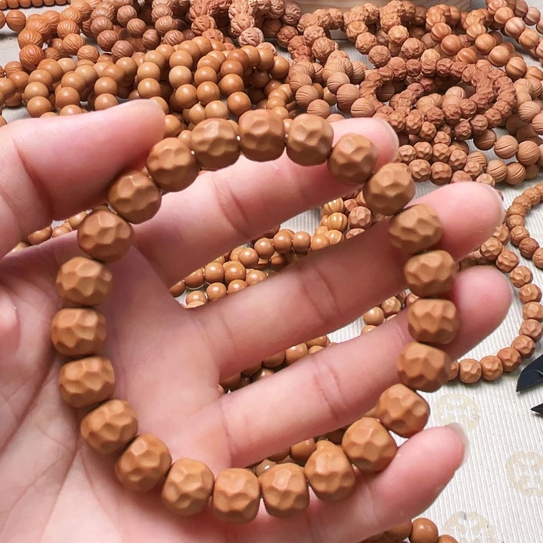 桃核手串全品无瑕疵自然走色小奶酪