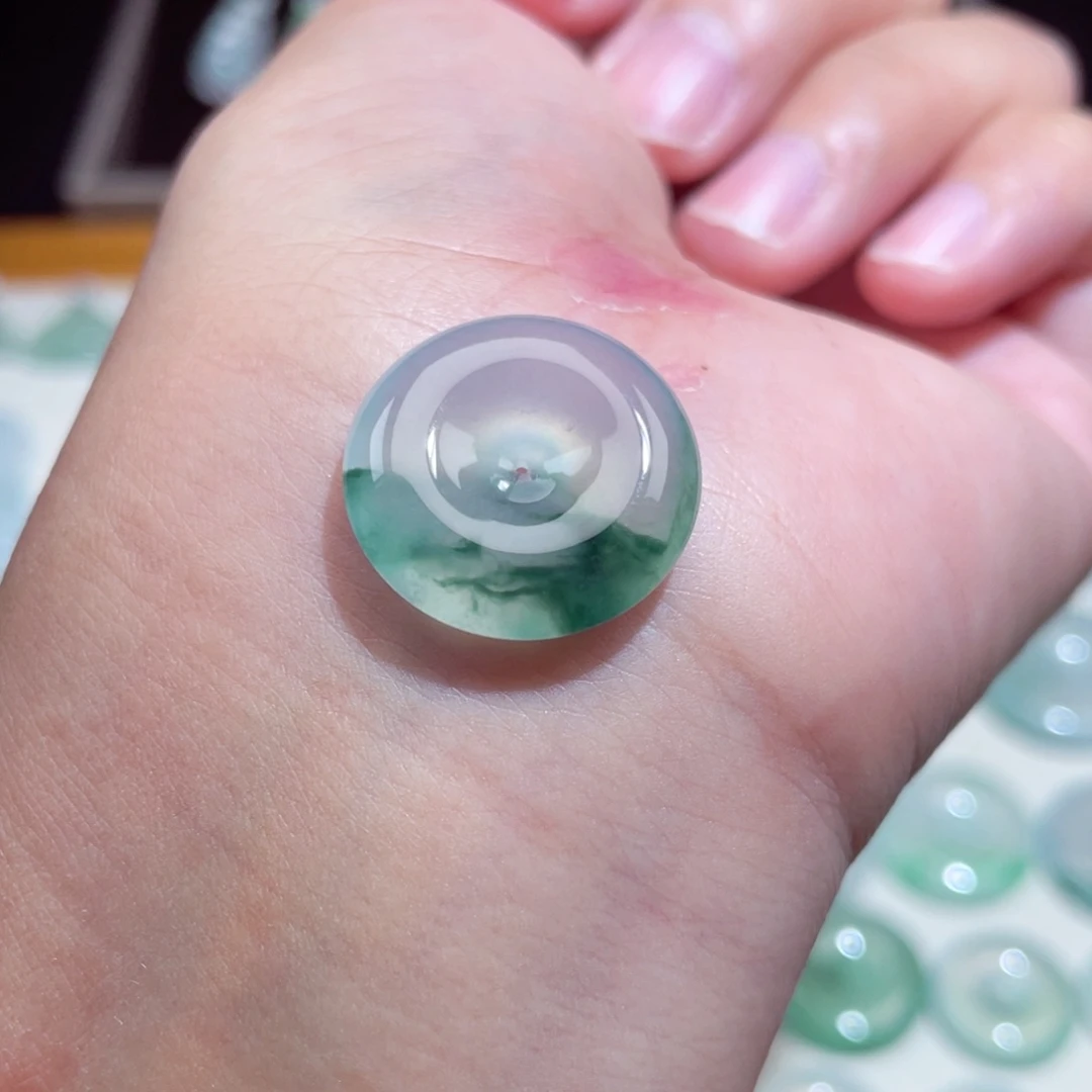 颈饰未镶嵌翡翠扣子