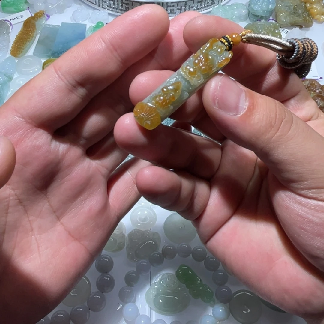 定制翡翠未镶嵌天然