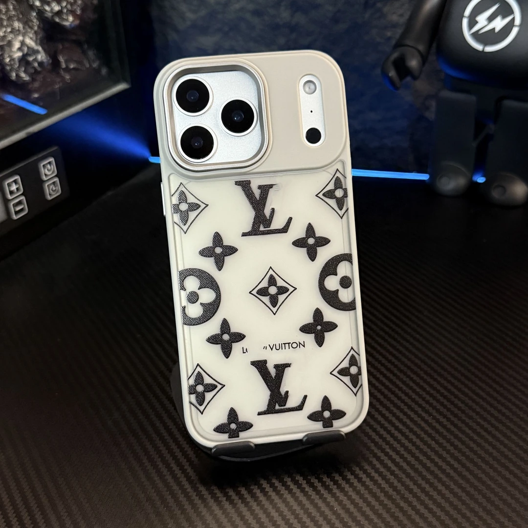 轻奢路易适用iPhone17promax简约磨砂手机壳16苹果15肤感14大牌13