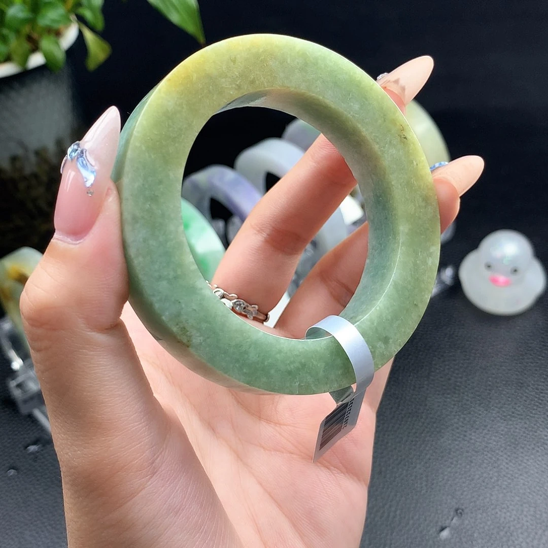 未镶嵌手镯翡翠天然翡翠