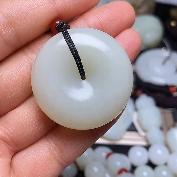 吊坠(不含链)未镶嵌和田玉