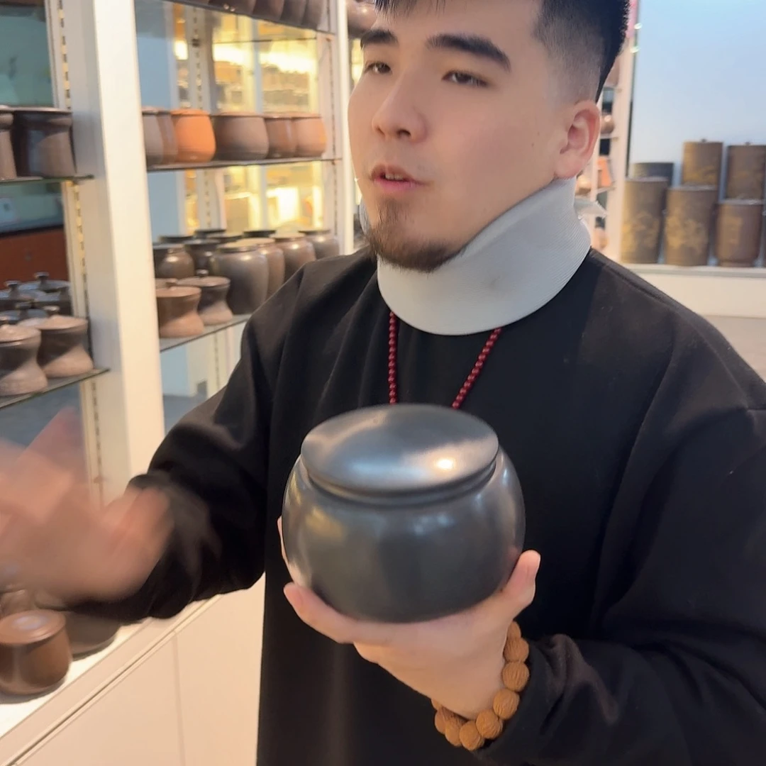 钦州坭兴陶原矿泥茶叶罐半斤