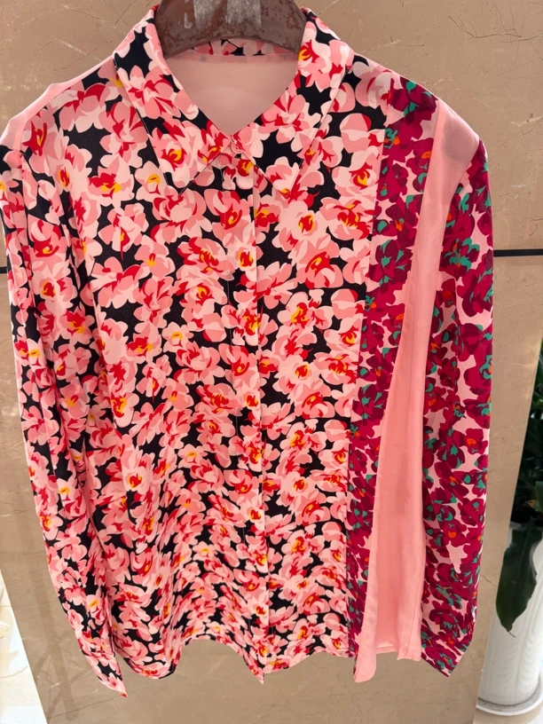 小然服饰春款印花上衣1800链接