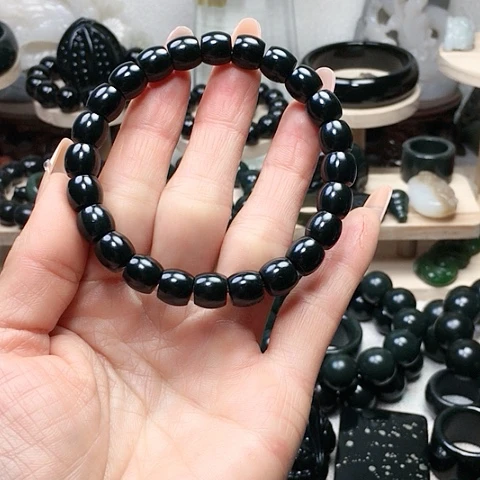 【闪购商品】未镶嵌手链和田玉