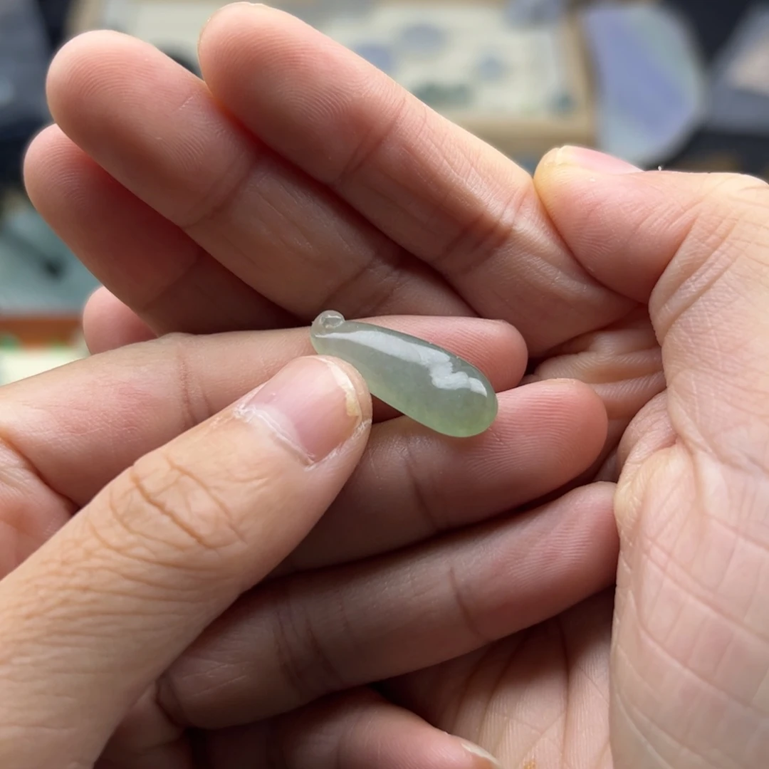 颈饰未镶嵌翡翠福瓜