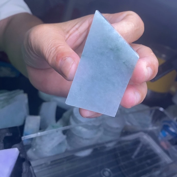 定制翡翠未镶嵌