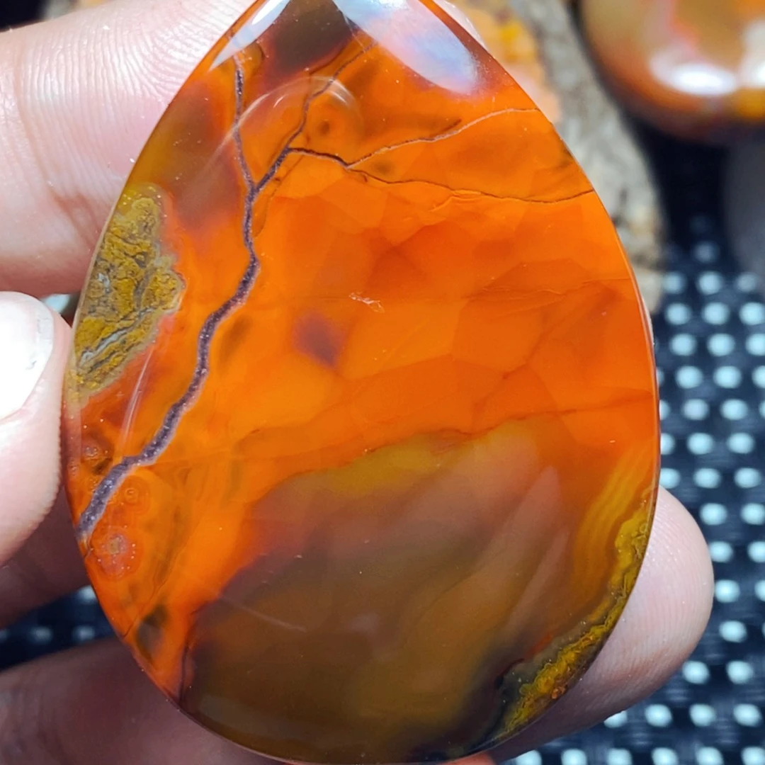 未镶嵌吊坠(不含链)玛瑙/玉髓谜*