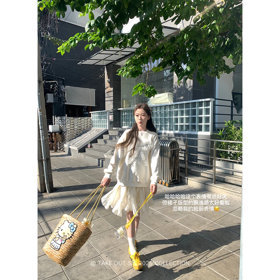 2025新款【纯白日记】蝴蝶结蕾丝刺绣圆领白色卫衣女韩系宽松上衣