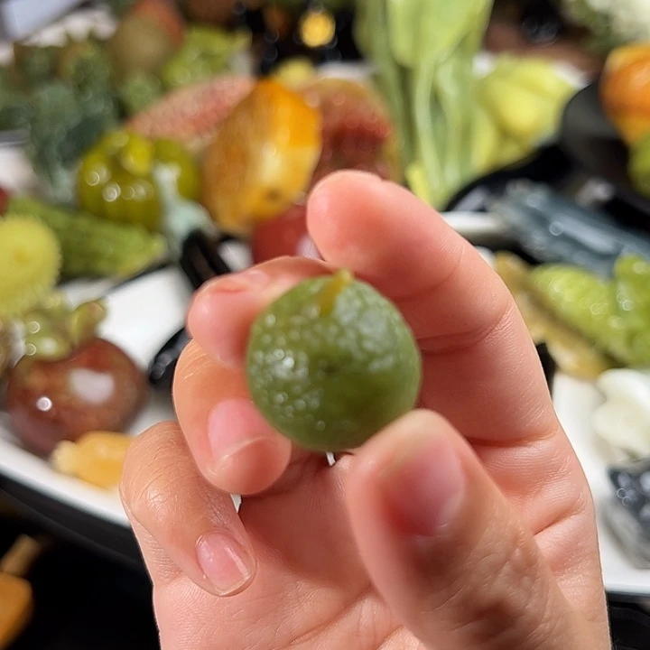 琬***儿蛇纹石玉未镶嵌珠宝奇石