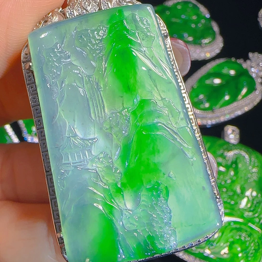 翡翠吊坠(赠链)银S925镶嵌