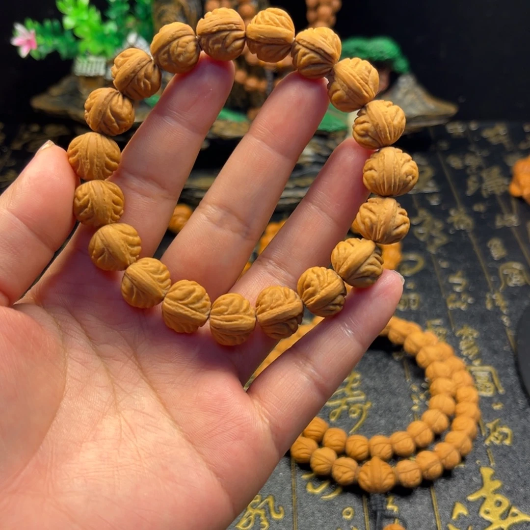 手串桃核金蟾手串
