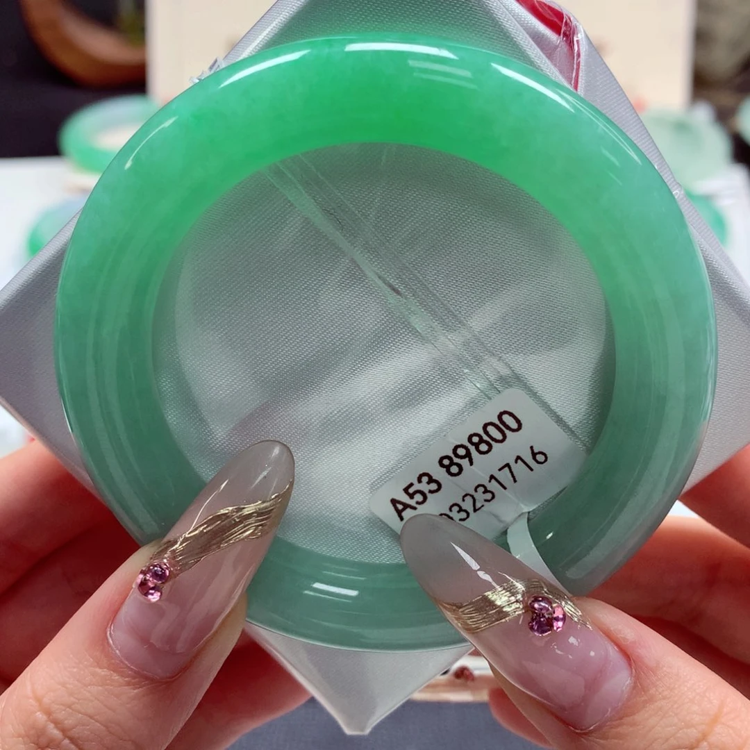 翡翠手镯（圆镯）未镶嵌22（24号）