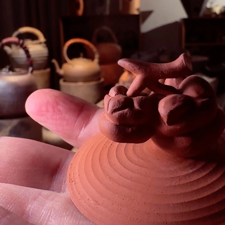 壶事事如意原矿鸡蛋黄红泥550