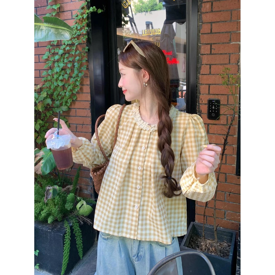 甜美格子蕾丝花边圆领格子长袖衬衫女早秋新款小个子短款衬衣上衣