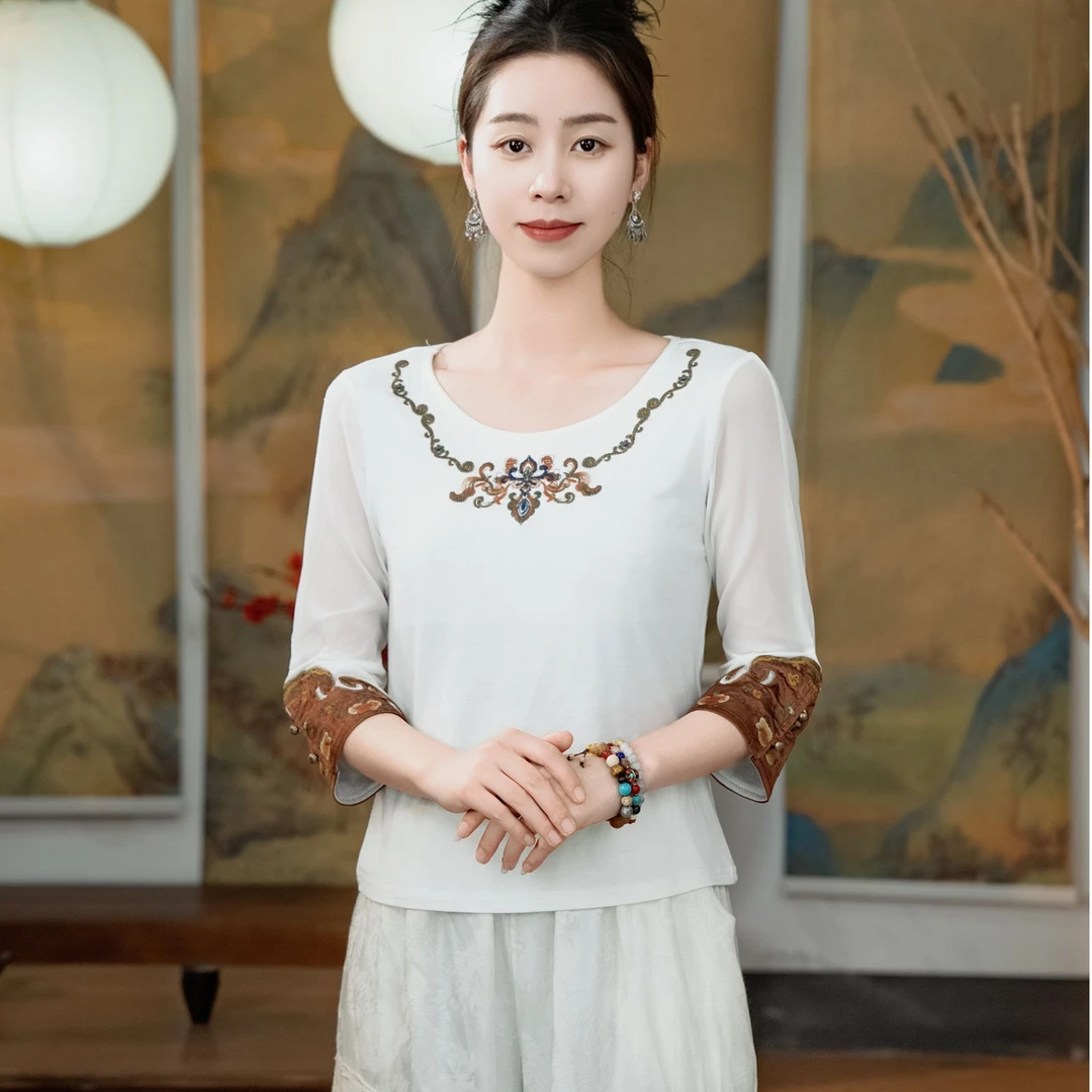 素娘民族风气质复古绣花透气中袖T恤时尚圆领夏季显瘦S25030D
