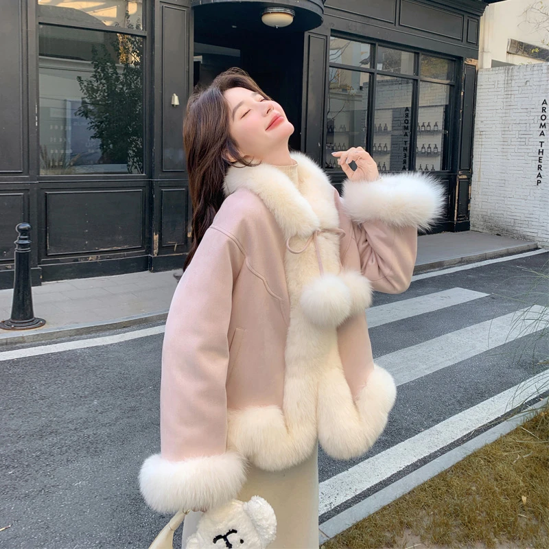 氛围感千金风毛球挂绳羽绒服2025冬季新款气质韩版毛绒绒拼接外套