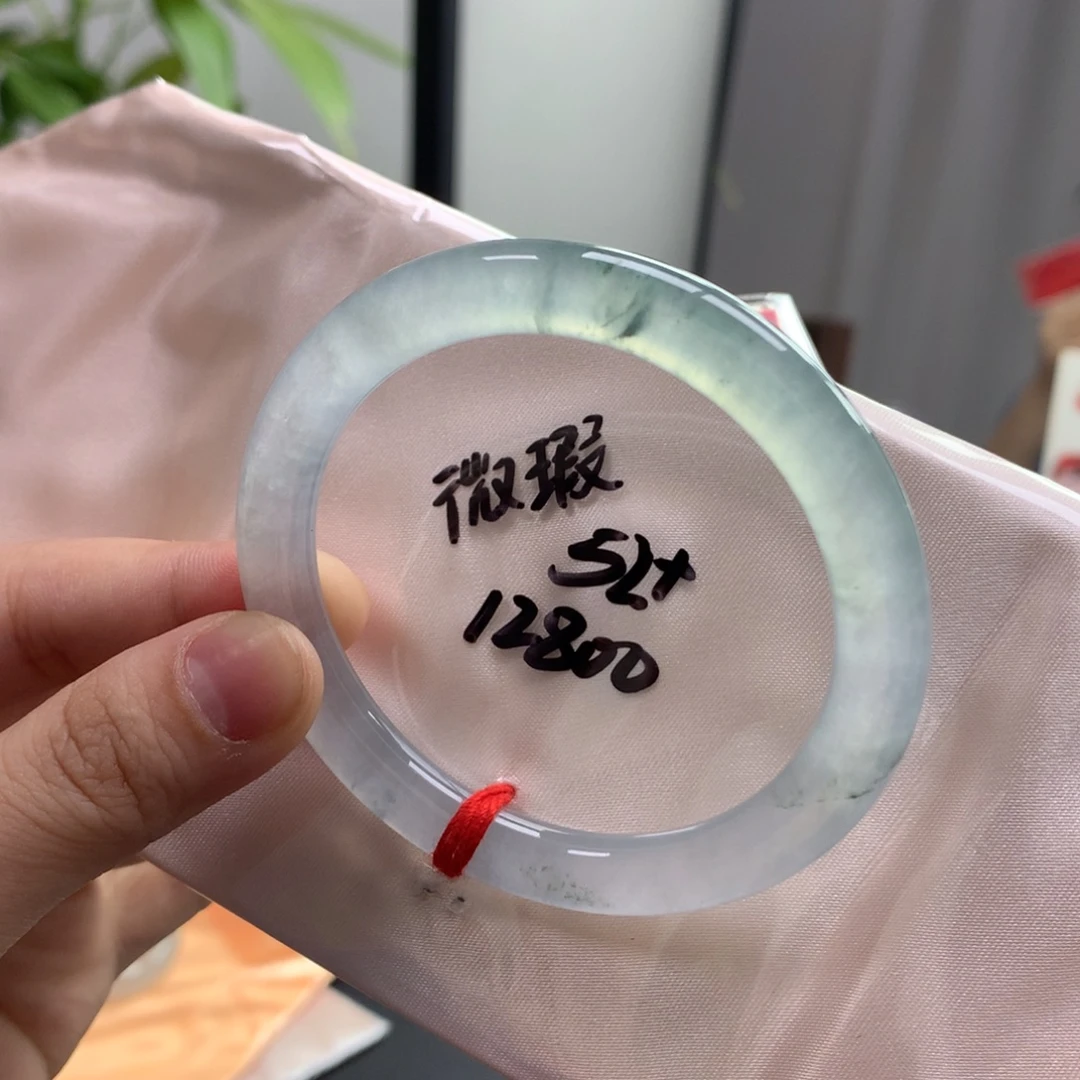 翡翠未镶嵌手镯1号
