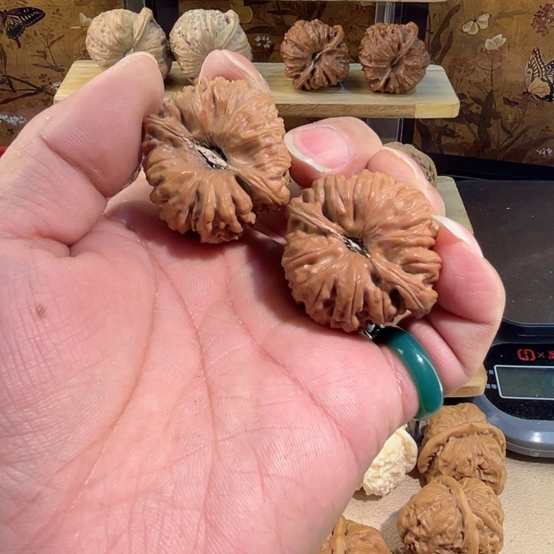 把件文玩核桃平谷凹地38