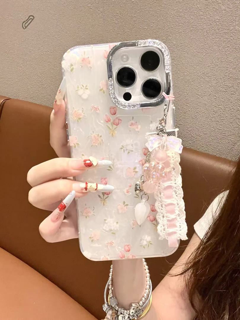 INS少女风粉色贝壳纹花朵适用苹果16/15/14/13防摔手机壳