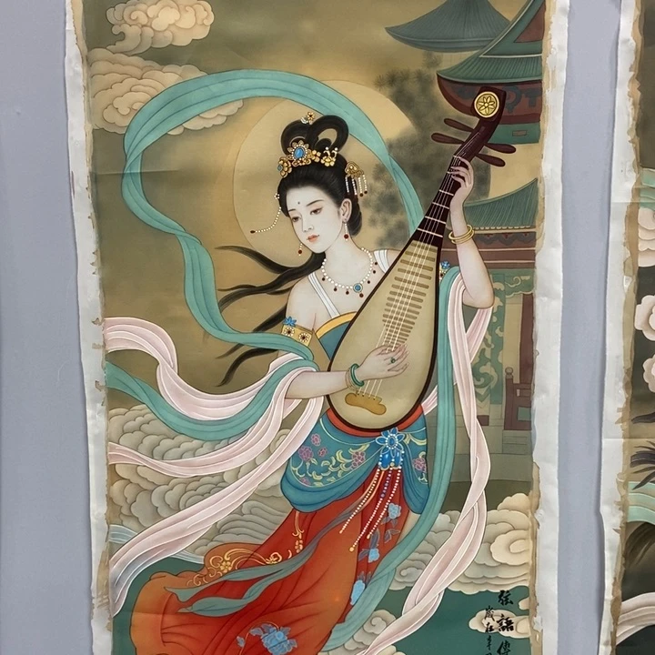 手绘作品等多种形式进行