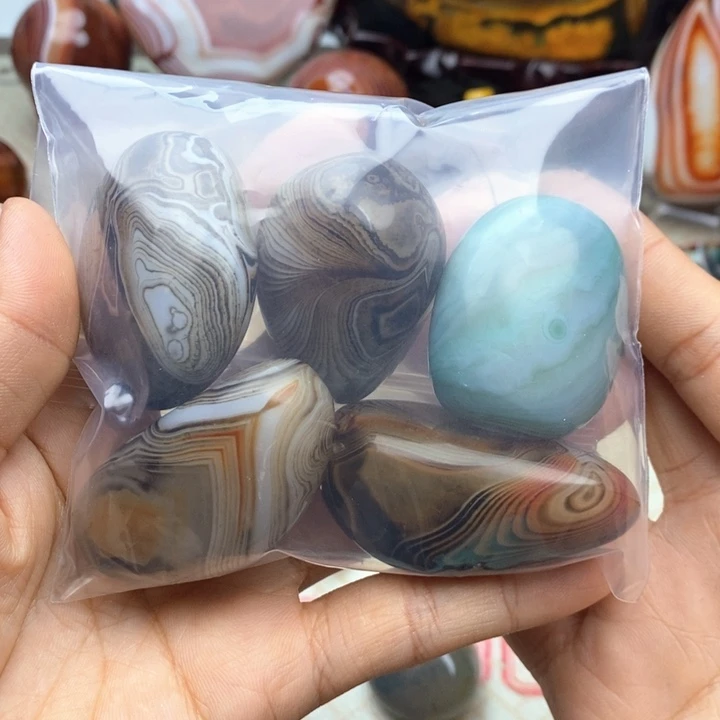 小***凯玛瑙/玉髓未镶嵌颈饰