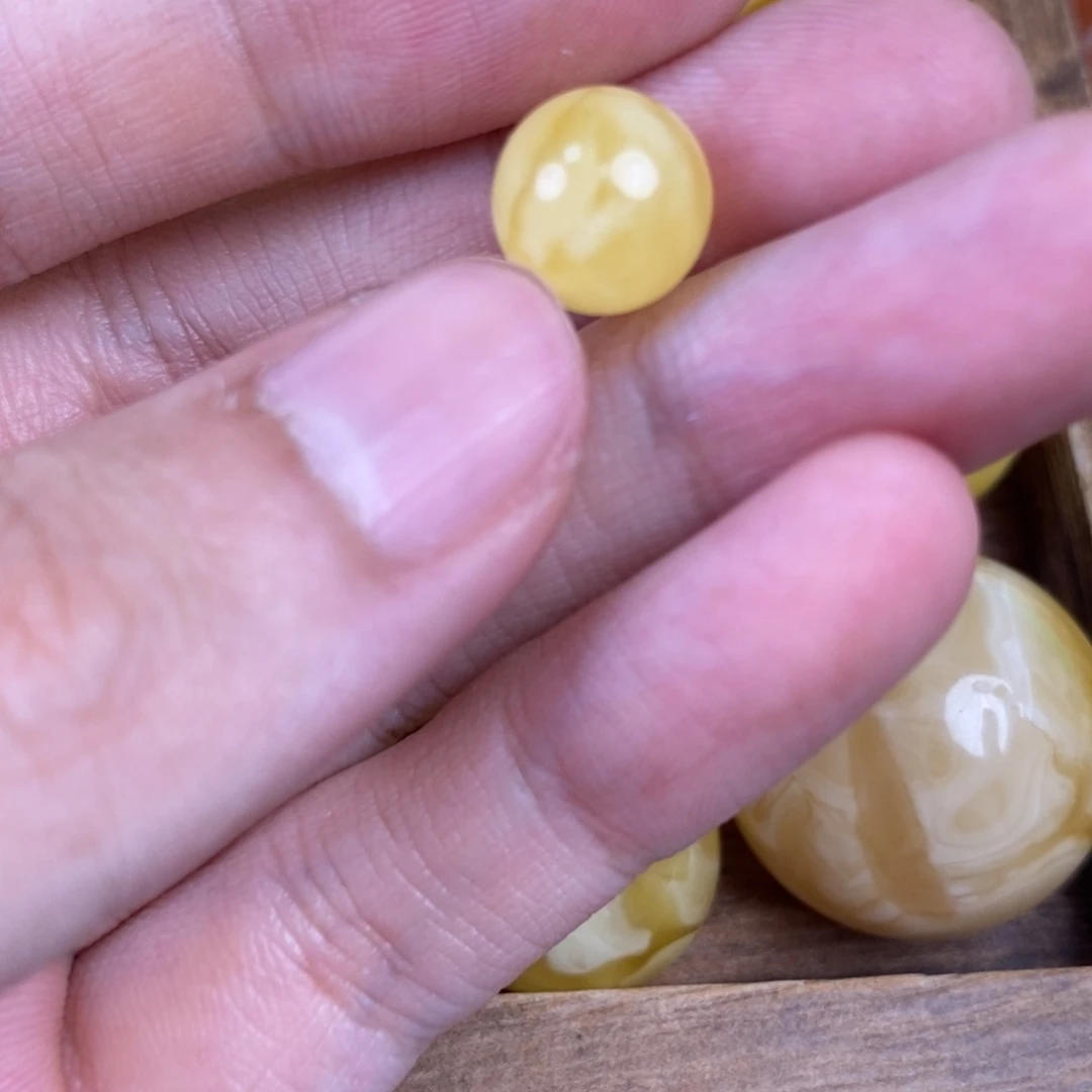裸石琥珀未镶嵌45